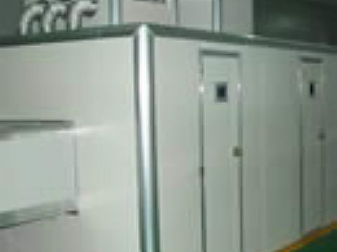 無塵(chen)噴(pen)漆(qi)房